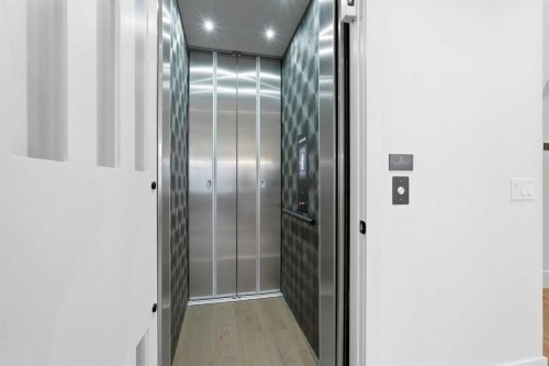 733 Serenity Bend, Heritage Pointe, AB - Indoor Photo Showing Other Room