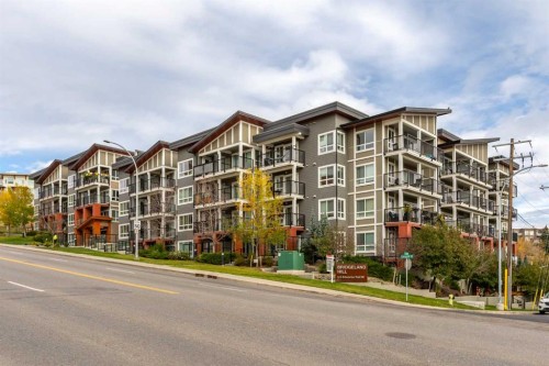 206-510 Edmonton Trail Ne, Calgary, AB - Outdoor With Balcony With Facade