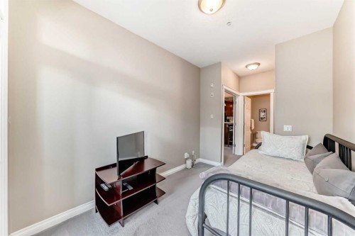 4304-24 Hemlock Crescent Sw, Calgary, AB - Indoor