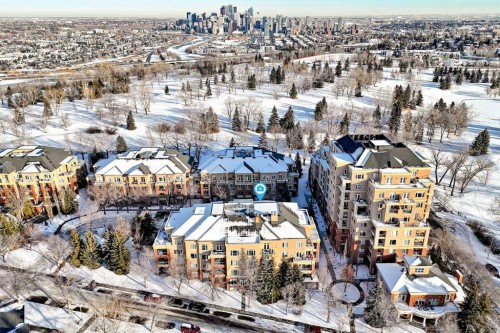 4304-24 Hemlock Crescent Sw, Calgary, AB - Outdoor With View