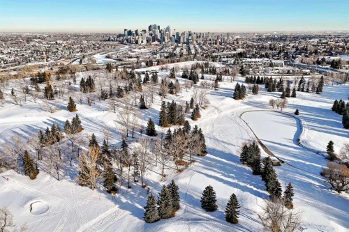 4304-24 Hemlock Crescent Sw, Calgary, AB - Outdoor With View