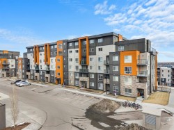 301-10 Kincora Glen Park NW Calgary, AB T3R 1K1