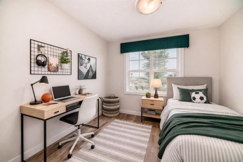 210 Alpine Avenue Sw, Calgary, AB - Indoor Photo Showing Other Room