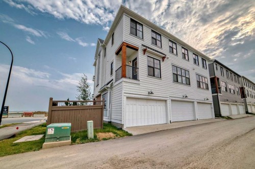 210 Alpine Avenue Sw, Calgary, AB - Outdoor