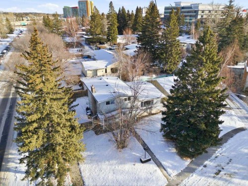3703 Valdes Place Nw, Calgary, AB - Outdoor With View