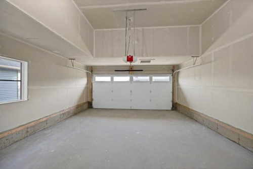 135 Homestead Common Ne, Calgary, AB - Indoor Photo Showing Garage