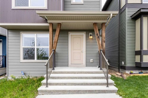 44 Howse Drive Ne, Calgary, AB - Outdoor With Exterior