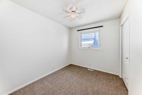 9875 Hidden Valley Drive Nw, Calgary, AB - Indoor Photo Showing Other Room