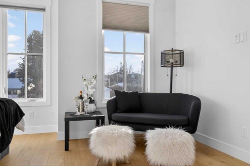 124 26 Avenue Ne, Calgary, AB - Indoor