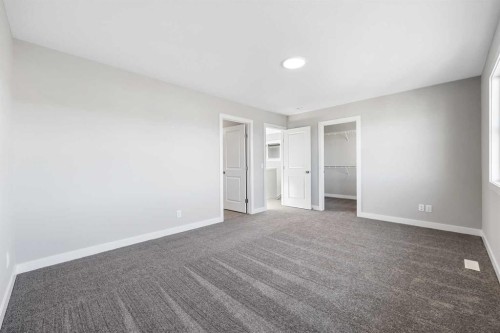 112 Mitchell Walk Nw, Calgary, AB - Indoor Photo Showing Other Room