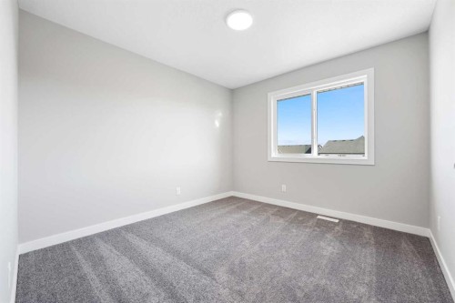 112 Mitchell Walk Nw, Calgary, AB - Indoor Photo Showing Other Room