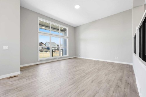 112 Mitchell Walk Nw, Calgary, AB - Indoor Photo Showing Other Room