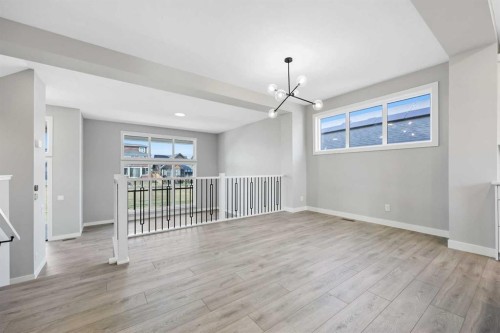 112 Mitchell Walk Nw, Calgary, AB - Indoor Photo Showing Other Room