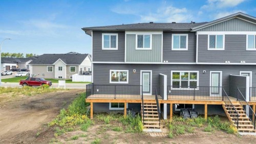 13 Gray Close, Sylvan Lake, AB - Outdoor
