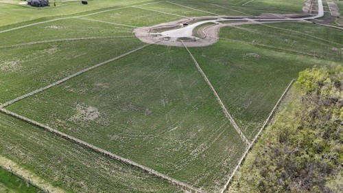 48114 295 Avenue East, De Winton, AB 