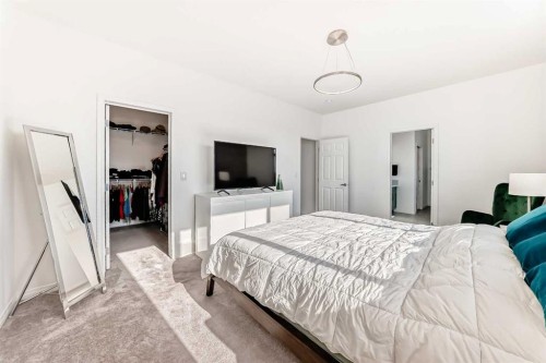 73 Carrington Circle Nw, Calgary, AB - Indoor Photo Showing Bedroom