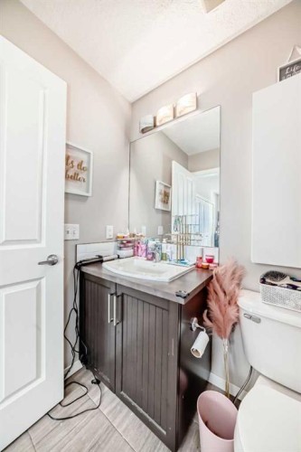 656 Copperpond Boulevard Se, Calgary, AB - Indoor