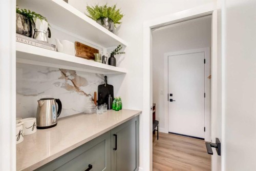 128 Quartz Crescent, Cochrane, AB - Indoor Photo Showing Other Room