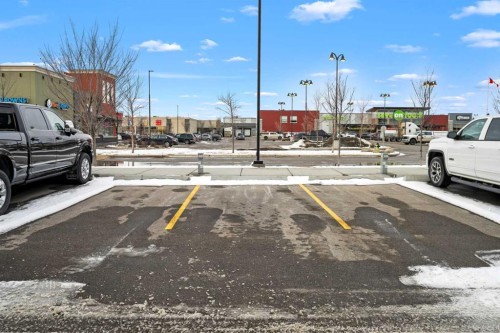 2310-10 Market Boulevard Se, Airdrie, AB - Outdoor