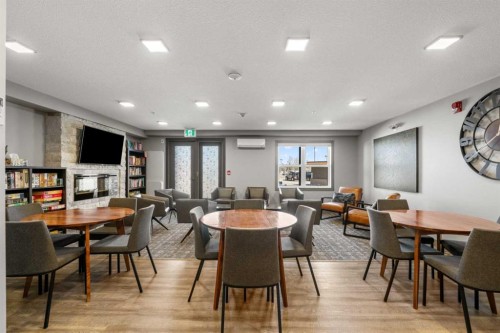 2310-10 Market Boulevard Se, Airdrie, AB - Indoor Photo Showing Dining Room