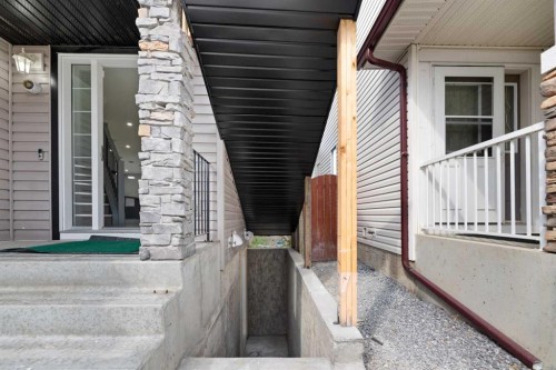 81 Saddlecrest Green Ne, Calgary, AB - Outdoor With Exterior