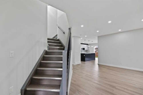 81 Saddlecrest Green Ne, Calgary, AB - Indoor Photo Showing Other Room