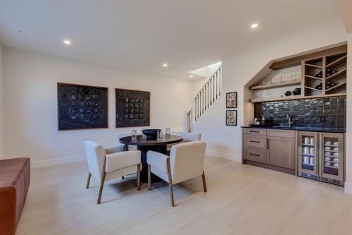 11 Normandy Lane Sw, Calgary, AB - Indoor