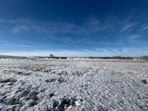 48024 295 Avenue East, De Winton, AB 