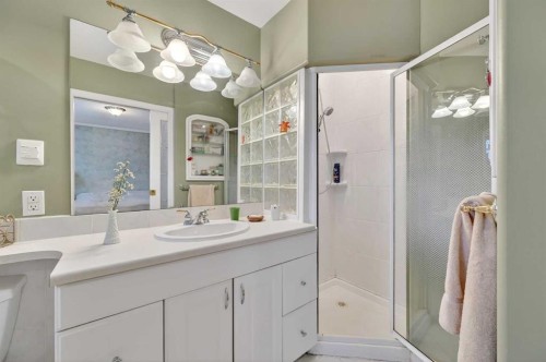 8527 Bowglen Road Nw, Calgary, AB 