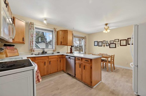 8527 Bowglen Road Nw, Calgary, AB 