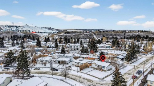 8527 Bowglen Road Nw, Calgary, AB 