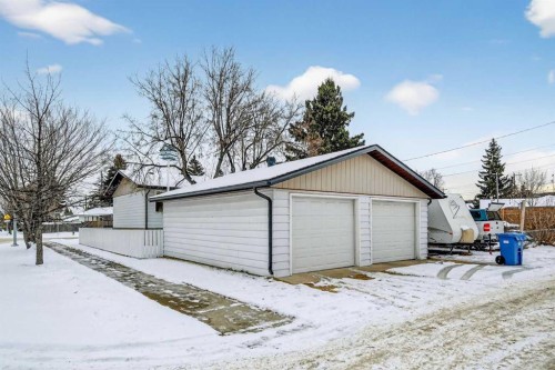 8527 Bowglen Road Nw, Calgary, AB 