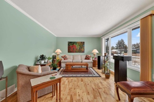 8527 Bowglen Road Nw, Calgary, AB 