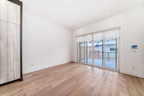 923 36A Street Nw, Calgary, AB - Indoor Photo Showing Other Room