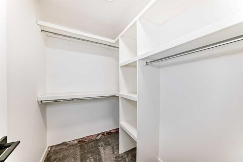 923 36A Street Nw, Calgary, AB - Indoor With Storage