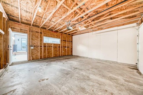 923 36A Street Nw, Calgary, AB - Indoor Photo Showing Garage