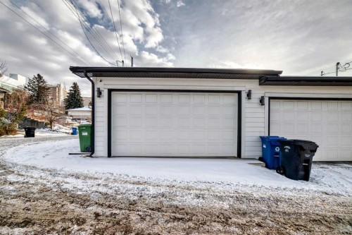 923 36A Street Nw, Calgary, AB - Outdoor With Exterior