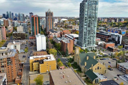 209-1000 15 Avenue Sw, Calgary, AB - Outdoor With View