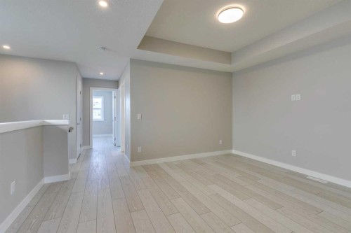 642 Rangeview Street Se, Calgary, AB - Indoor Photo Showing Other Room