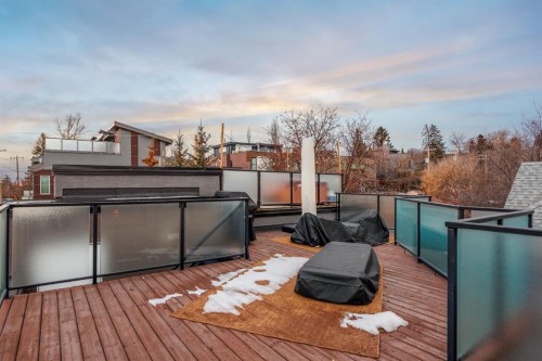 2915 17 Street Sw, Calgary, AB - Outdoor