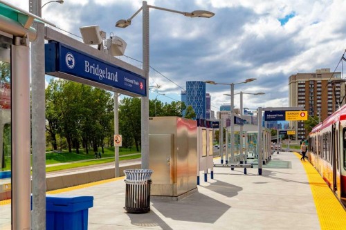 648 Mcdougall Road Ne, Calgary, AB - Outdoor