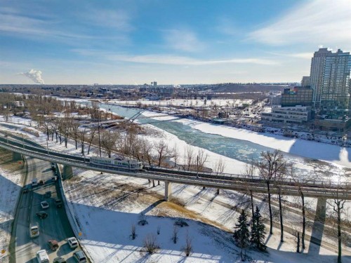 648 Mcdougall Road Ne, Calgary, AB - Outdoor With View