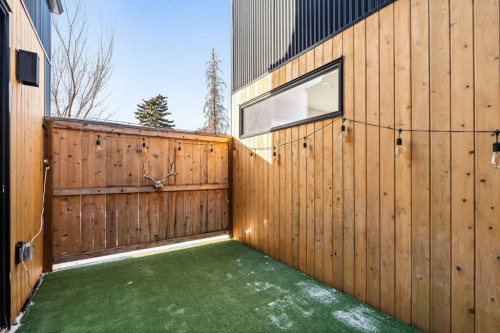 1940 Bowness Road Nw, Calgary, AB - Outdoor With Exterior