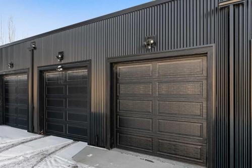 1940 Bowness Road Nw, Calgary, AB - Outdoor With Exterior