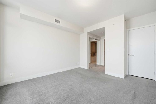1604-510 6 Avenue Se, Calgary, AB - Indoor Photo Showing Other Room