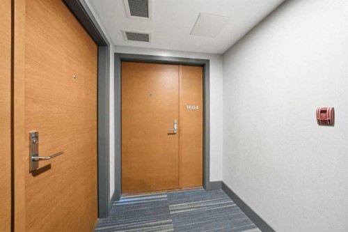 1604-510 6 Avenue Se, Calgary, AB - Indoor Photo Showing Other Room