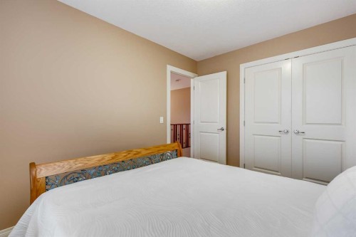 47 Tuscany Estates Close Nw, Calgary, AB - Indoor Photo Showing Bedroom