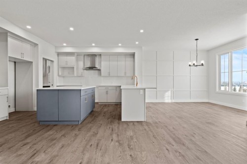 2220 Lancaster Heights Se, Airdrie, AB - Indoor Photo Showing Kitchen