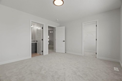 2220 Lancaster Heights Se, Airdrie, AB - Indoor Photo Showing Other Room