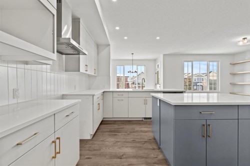 2220 Lancaster Heights Se, Airdrie, AB - Indoor Photo Showing Kitchen